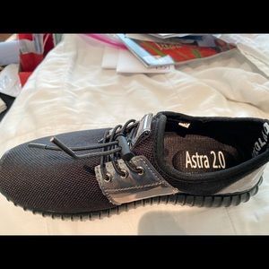 Deetrade Style Astra 2.0 Soft material Brand New in Box